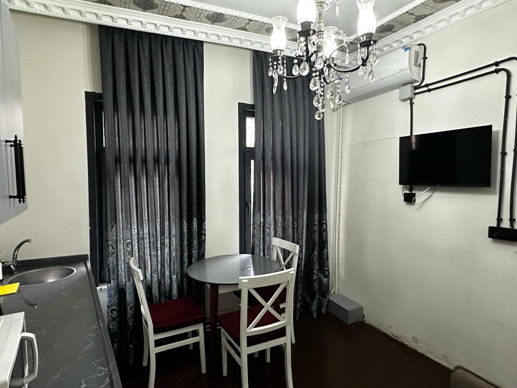 Seven Roses Apart Hotel Istanbulská provincie Exteriér fotografie